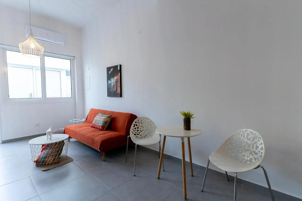 Prima Gardens City Studios Larnaca